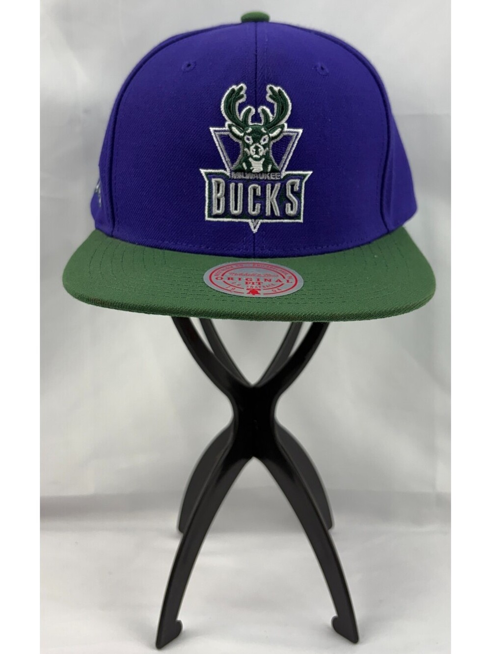 Milwaukee Bucks Mitchell & Ness Purple and Green Snapback Hat